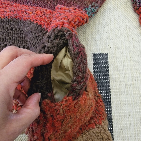 Chunky Oversized Striped Zip-Up Knit Sweater - Picture 10 of 16